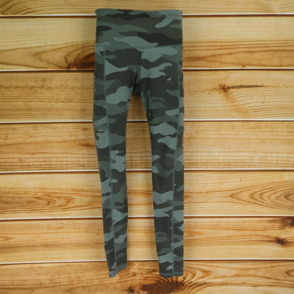 Wild Fable Activewear Leggings Womens Size XXS Green Camoflauge Pockets Stretch